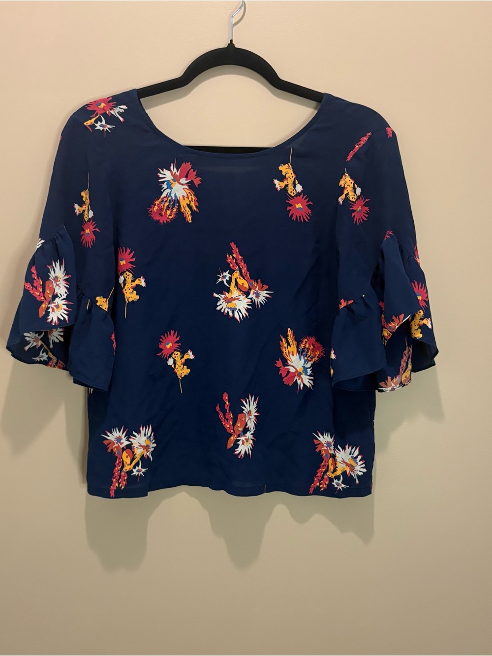 Madewell 100% silk blue floral blouse